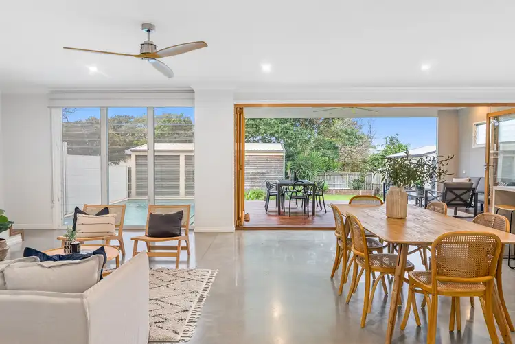 58 Newman Rd, Wavell Heights QLD 4012