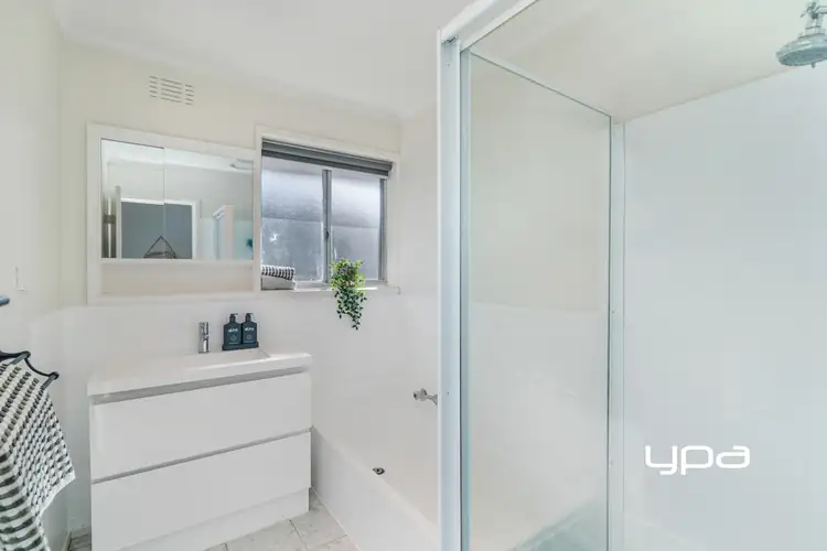 Fourth view of Homely house listing, 28 Lindsay Ave, Sunbury VIC 3429
