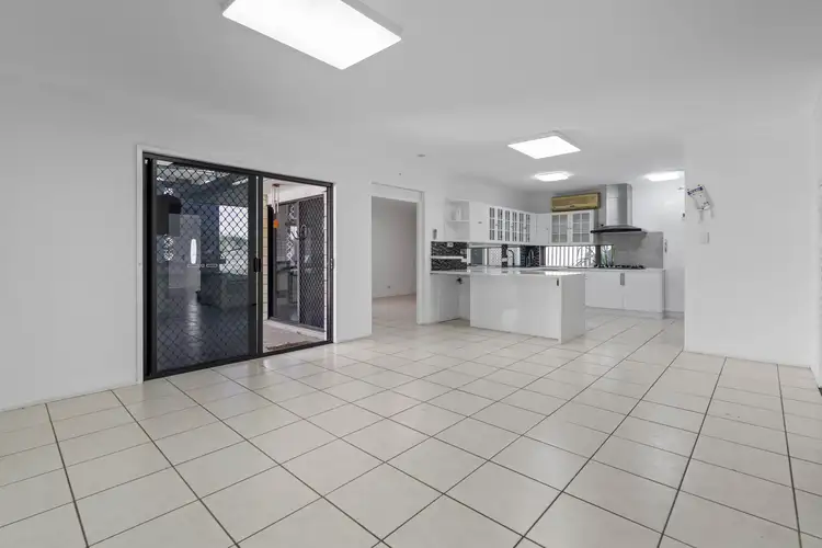Fifth view of Homely house listing, 25 Tanzen Dr, Arundel QLD 4214