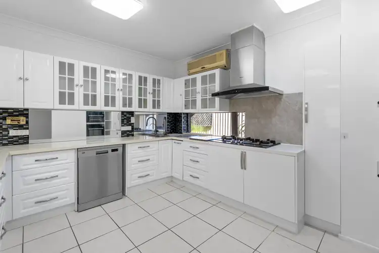 Sixth view of Homely house listing, 25 Tanzen Dr, Arundel QLD 4214