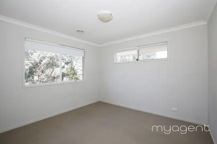 Fifth view of Homely house listing, 1 Yengo Pl, Craigieburn VIC 3064