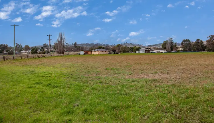 Fifth view of Homely house listing, 35 Curtis St, Wellington NSW 2820