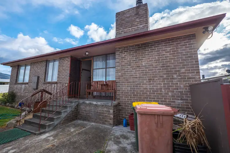 12 Ringwood Dr