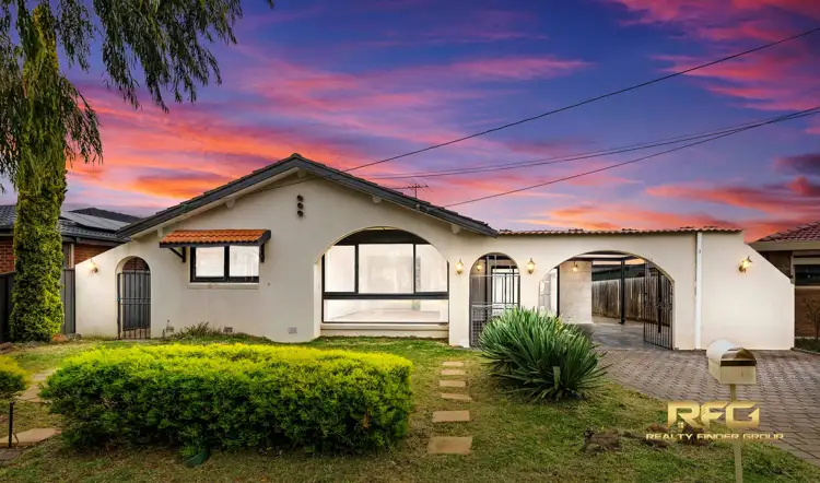 3 Meadowbank Ct, Kings Park VIC 3021