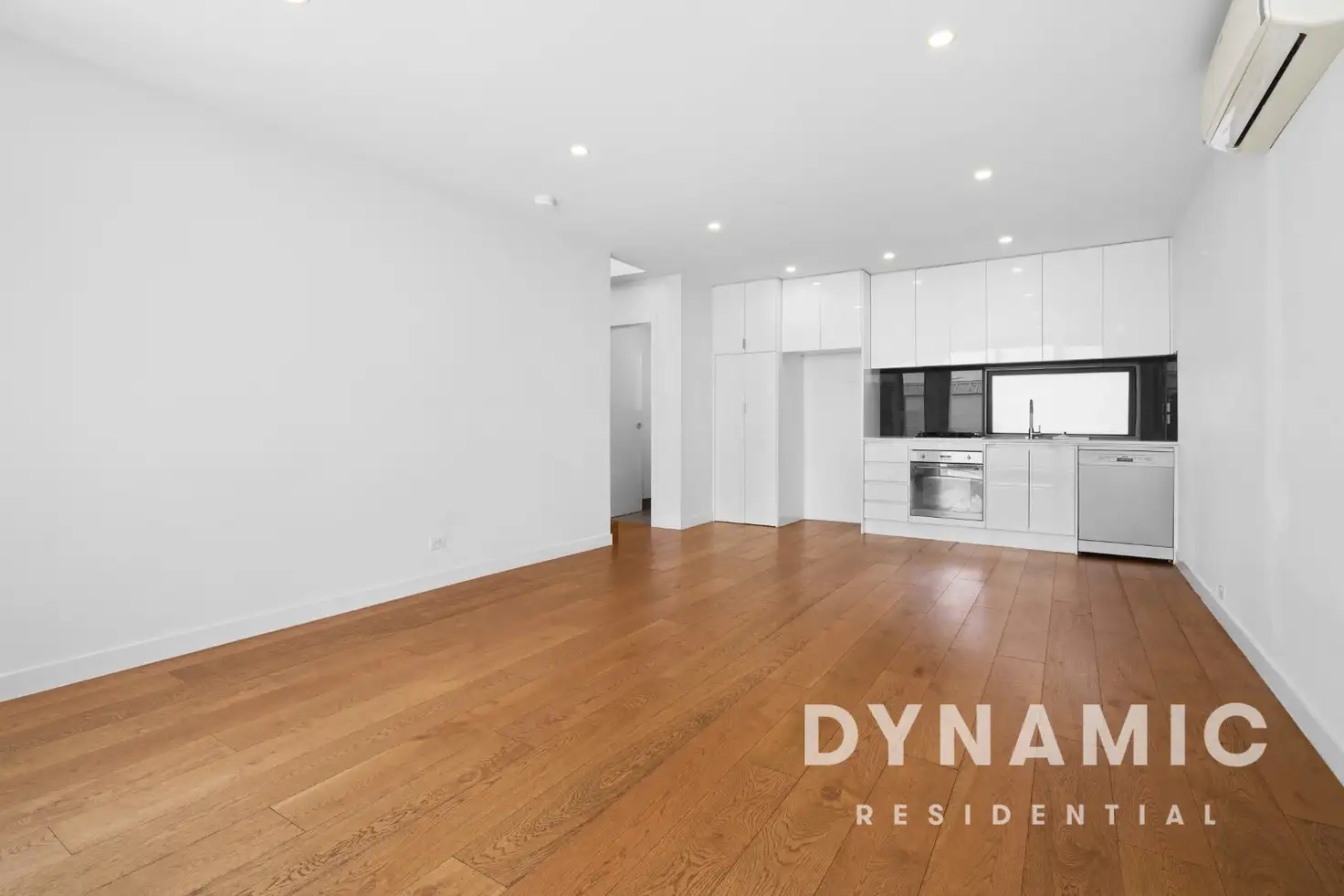 Main view of Homely townhouse listing, 6/4 Fitzgerald Road, Essendon VIC 3040