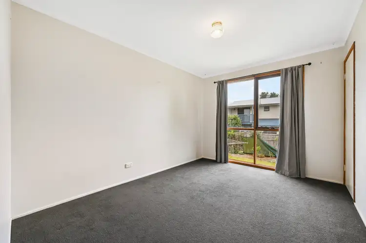 Fourth view of Homely house listing, 4 Kratzmann Ct, Kearneys Spring QLD 4350