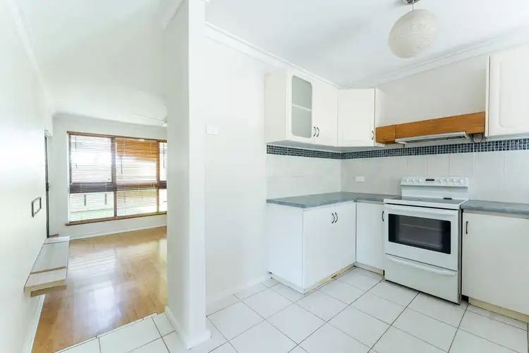 5/56 Money Rd, Melville WA 6156