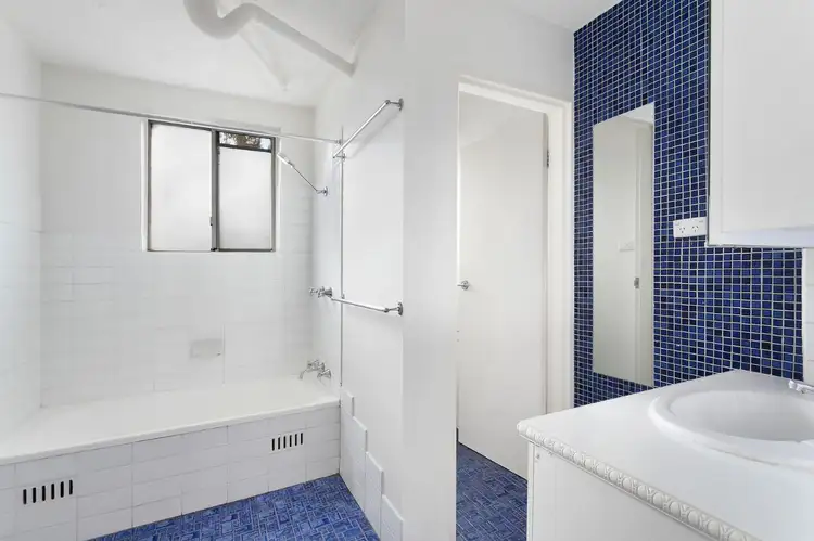 Second view of Homely unit listing, 27/5 Crest Road, Crestwood NSW 2620
