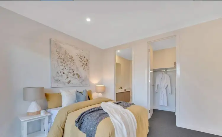 Third view of Homely townhouse listing, 8 Wallagoot Walk, Carrum Downs VIC 3201