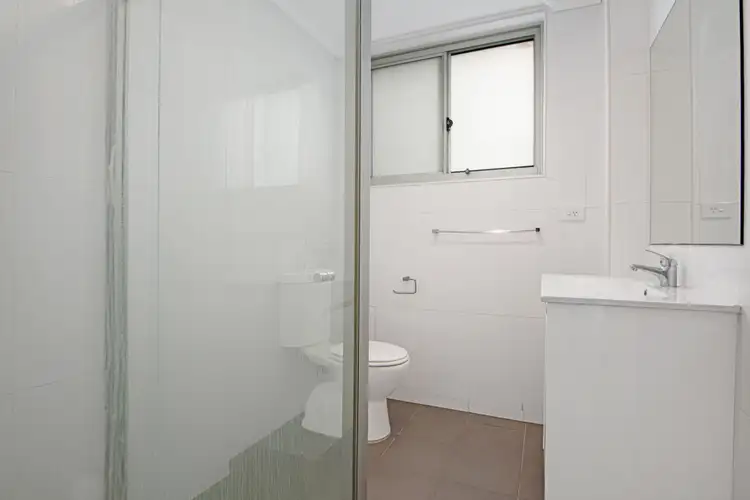 Third view of Homely apartment listing, 5/25 Fisher Road, Dee Why NSW 2099