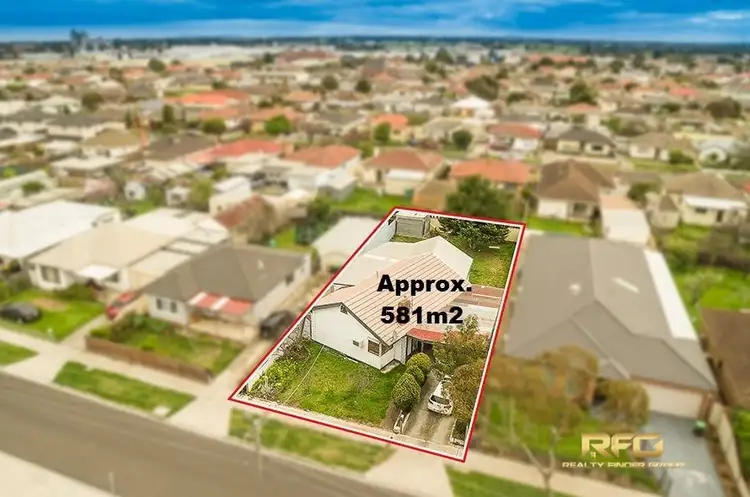 11 Willey St, Sunshine North VIC 3020