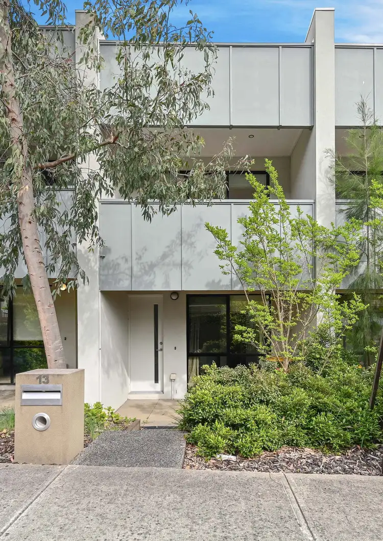 13 Weinberg Walk, Heidelberg Heights VIC 3081