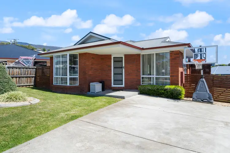 17 Virgilians Dr, Austins Ferry TAS 7011