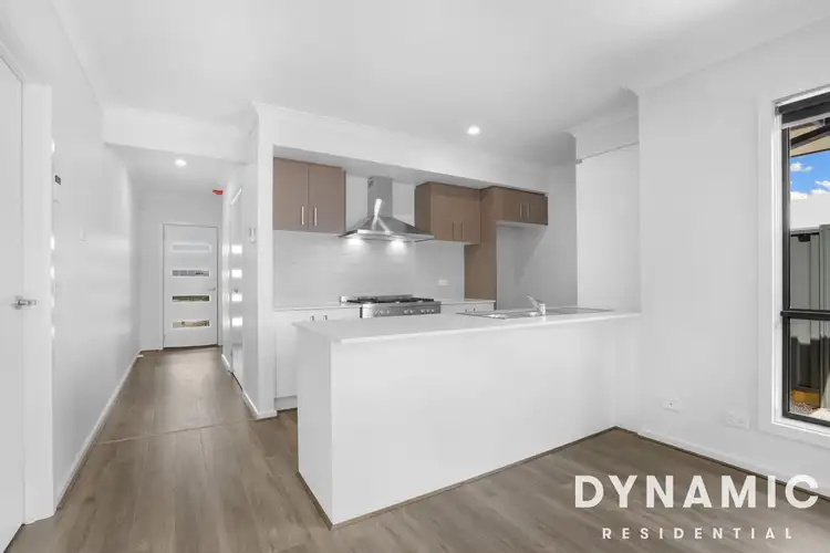 31 Pedirka Rd, Truganina VIC 3029