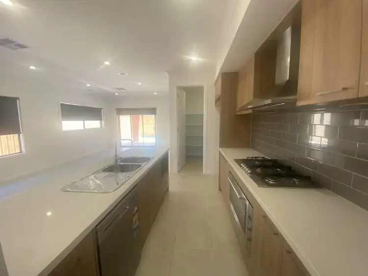 Third view of Homely house listing, 4 Mistletoe Dr, Strathtulloh VIC 3338