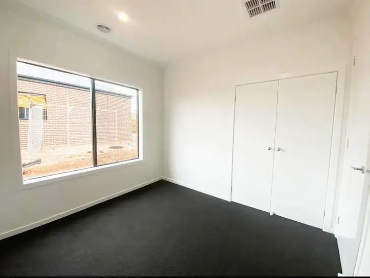 Fourth view of Homely house listing, 4 Mistletoe Dr, Strathtulloh VIC 3338