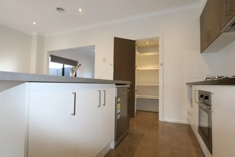 Fourth view of Homely townhouse listing, 2/30 Billabong Crescent, Tarneit VIC 3029
