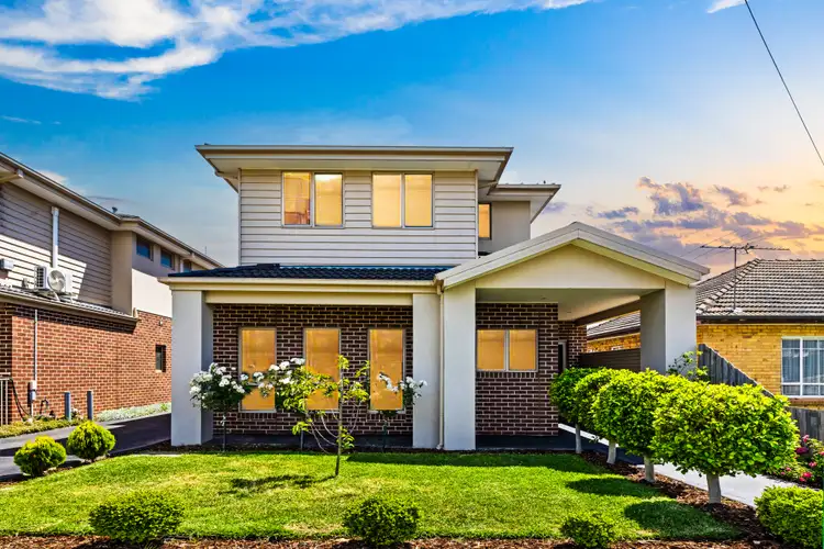 Second view of Homely townhouse listing, 4/12 Henry St, St Albans VIC 3021