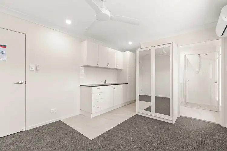 3/9 Paperbark St, Rothwell QLD 4022