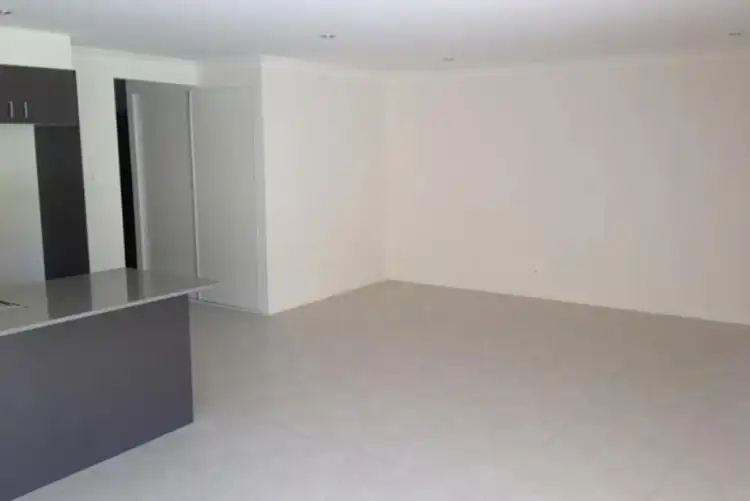 Second view of Homely house listing, 27 Kural Crescent, Fletcher NSW 2287