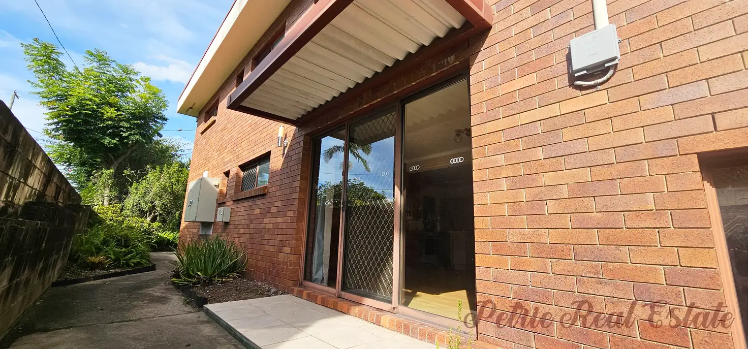 Main view of Homely unit listing, 2/29 Old Dayboro Road, Petrie QLD 4502