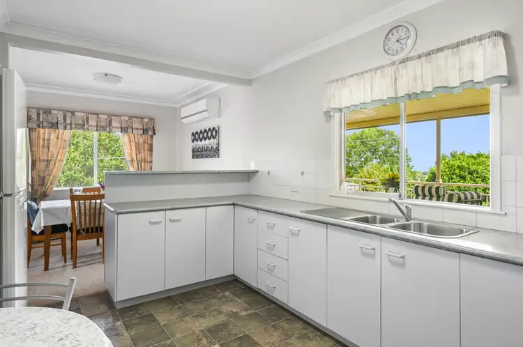 Fifth view of Homely house listing, 2 Alfred St, Mount Lofty QLD 4350