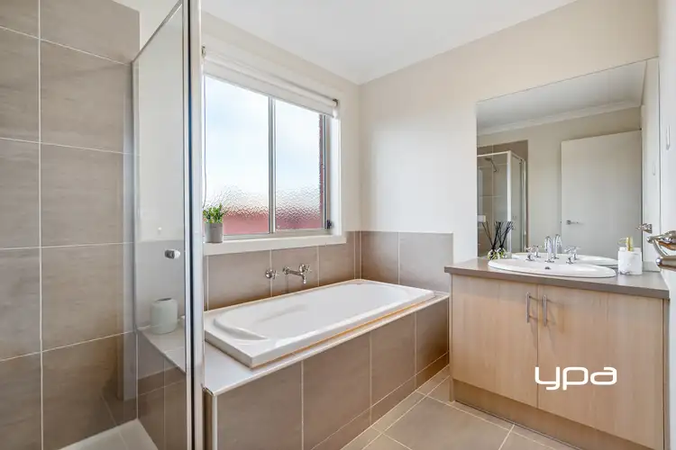 Fourth view of Homely house listing, 11 Raine Ct, Sunbury VIC 3429