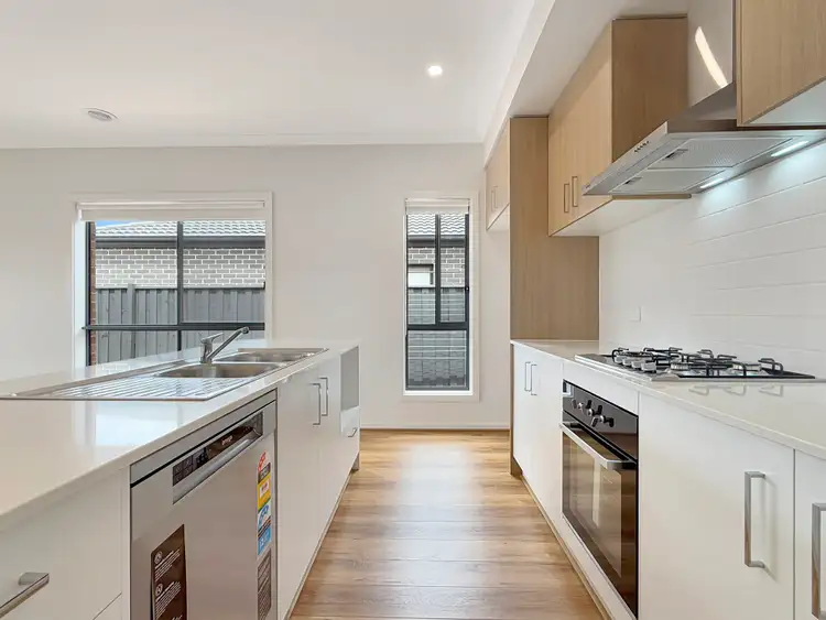 Second view of Homely house listing, 28 Streamlet Bvd, Tarneit VIC 3029