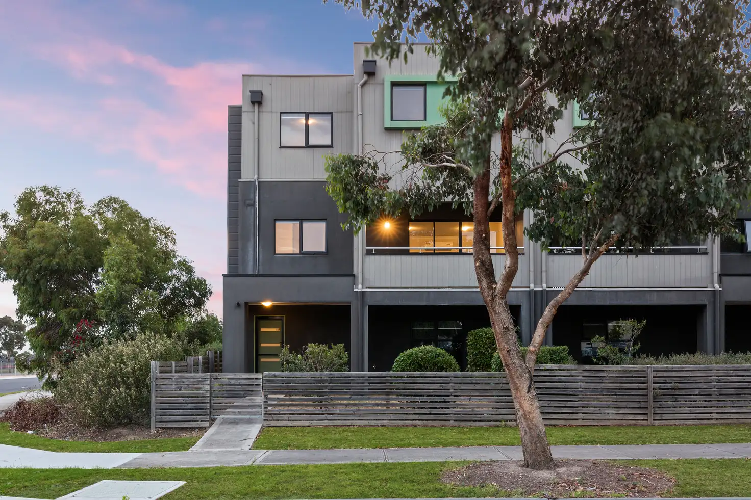 Main view of Homely townhouse listing, 117/1-15 Beddison Rd, Craigieburn VIC 3064