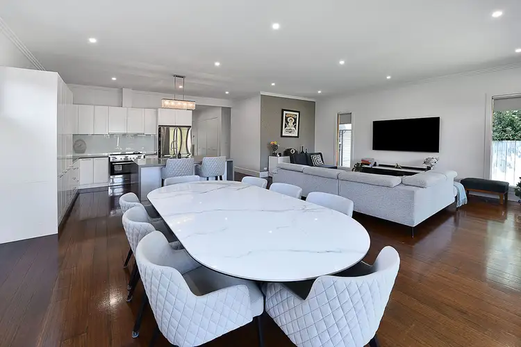 11 Royal Parade