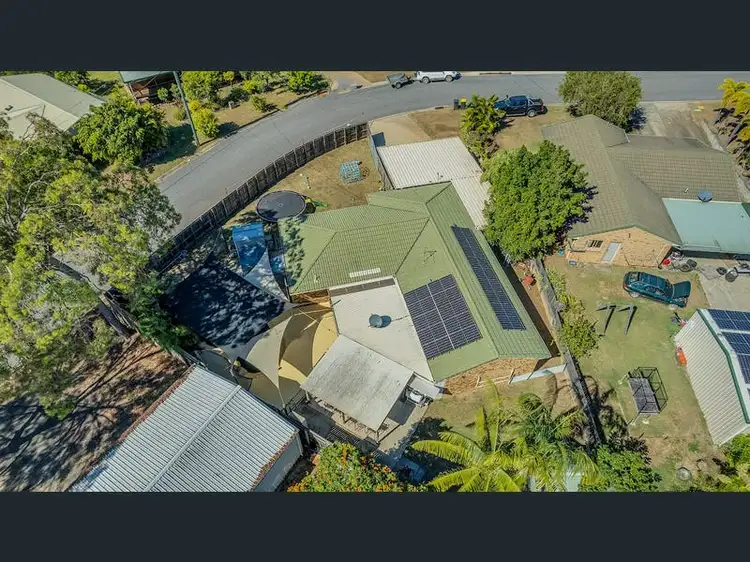 Main view of Homely house listing, 4 Rosslyn Cl, Clinton QLD 4680