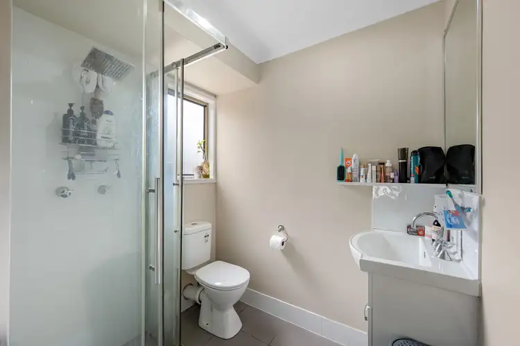 Seventh view of Homely house listing, 4 Rosslyn Cl, Clinton QLD 4680