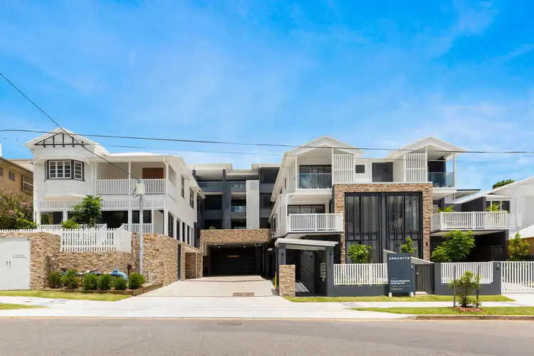 Main view of Homely apartment listing, 2/44 Miles St, Hawthorne QLD 4171