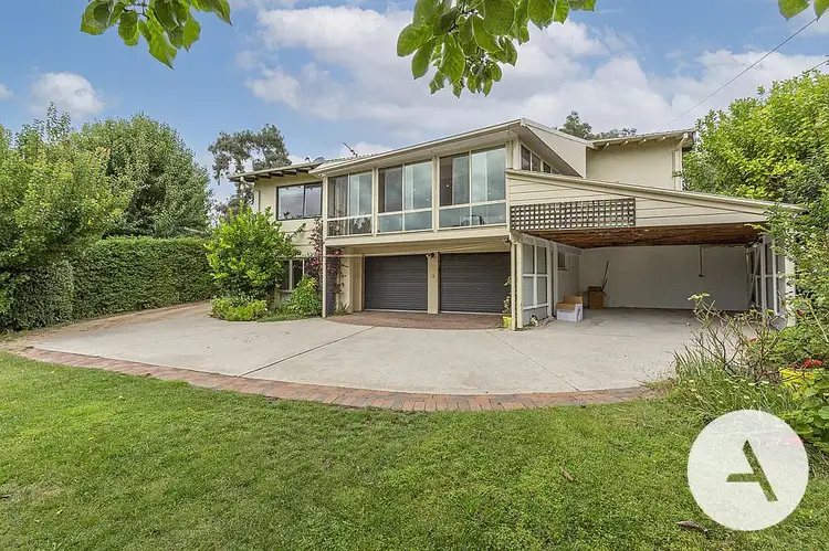 29 Norman St, Deakin ACT 2600