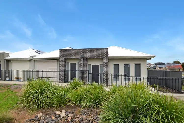 16 Surrey St, Blair Athol SA 5084