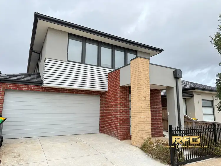 2 Ropley St