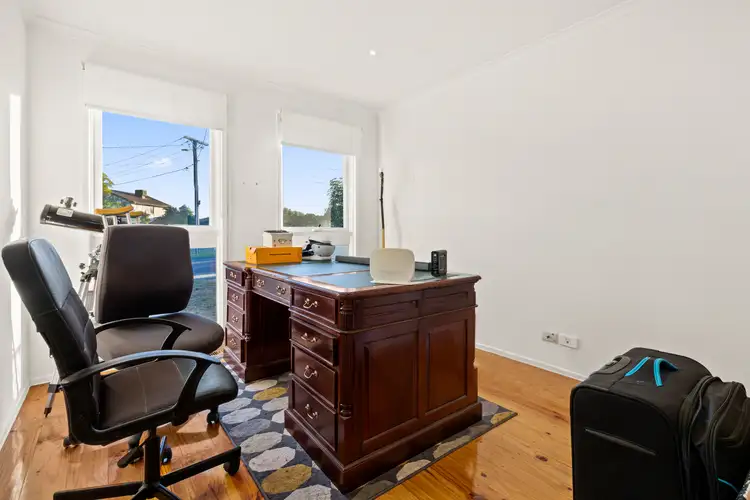 Fifth view of Homely house listing, 10 Elstree Ct, Kealba VIC 3021
