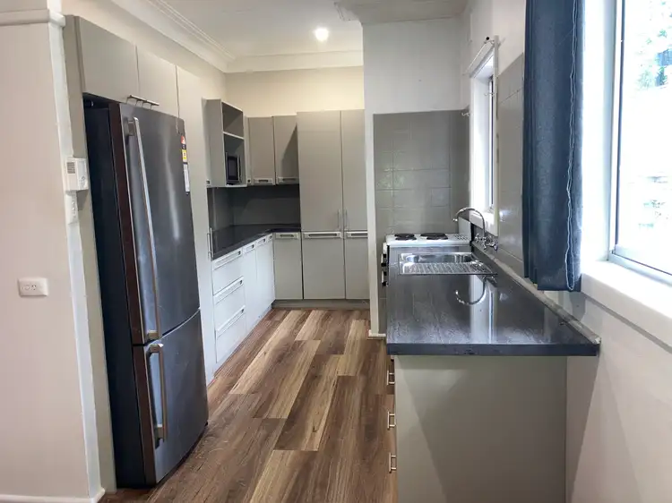16 Woodcourt Rd, Berowra Heights NSW 2082