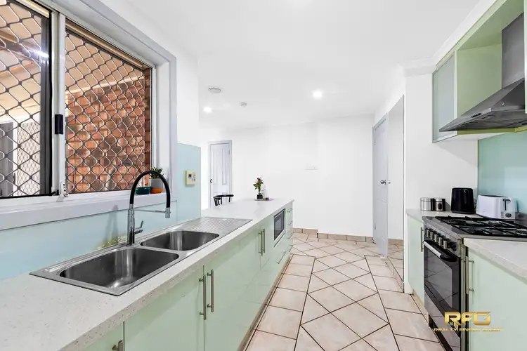 Fourth view of Homely house listing, 7 Trenton Cl, Albanvale VIC 3021