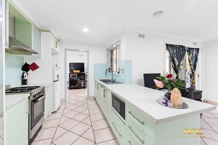 Fifth view of Homely house listing, 7 Trenton Cl, Albanvale VIC 3021