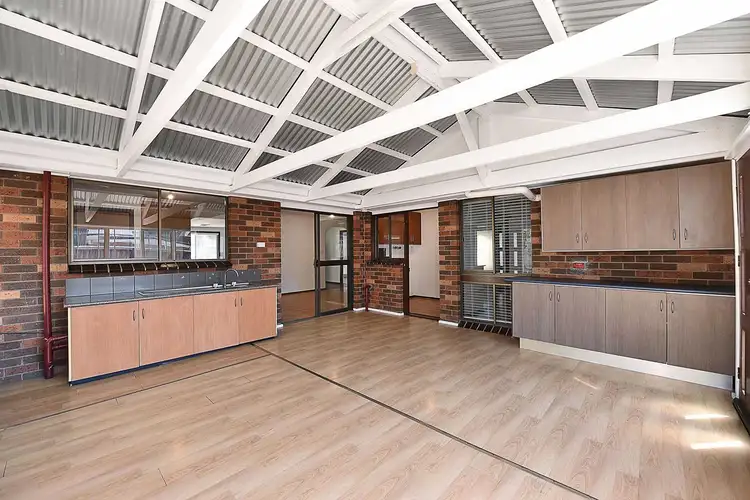 Fifth view of Homely house listing, 17 Turfan Cl, Keilor Downs VIC 3038