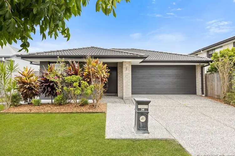 24 Sanctuary Cres