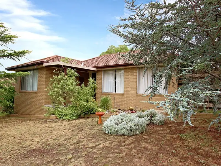 295 Carrick Drive, Gladstone Park VIC 3043