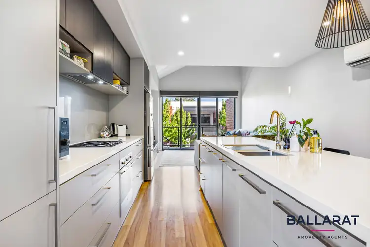 Fourth view of Homely townhouse listing, 15 Monteith Pl, Ballarat Central VIC 3350