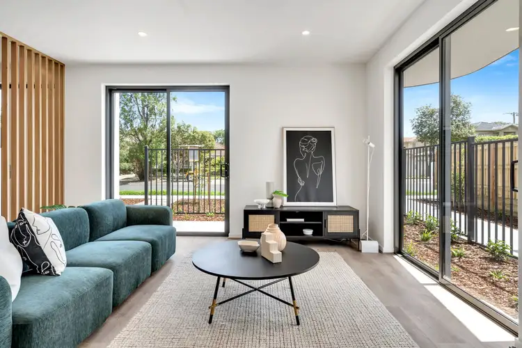 Fifth view of Homely townhouse listing, 1/492 Pascoe Vale Rd, Strathmore VIC 3041