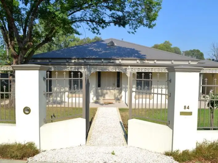 84 Sternberg Street, Bendigo VIC 3550