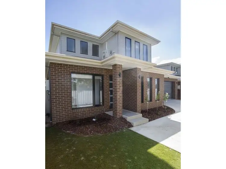 2/31 Booth Street, Golden Square VIC 3555