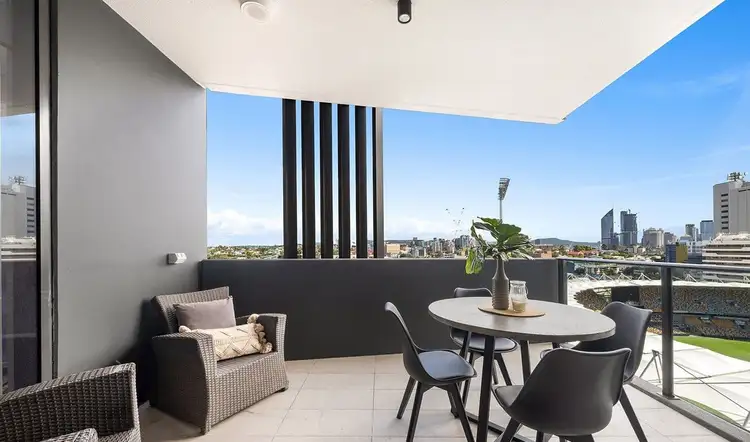 14 Trafalgar St