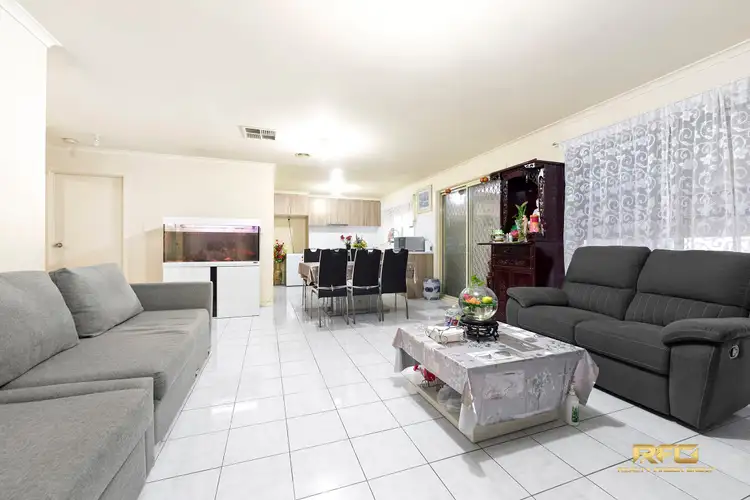 Second view of Homely unit listing, 2/15 Brindalee Way, Hillside VIC 3037