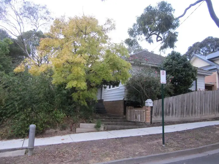 12 Ferris Ave, Mitcham VIC 3132